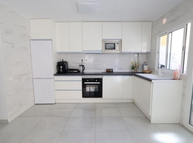 Revente - Appartement - Torrevieja - Beachside Torrevieja