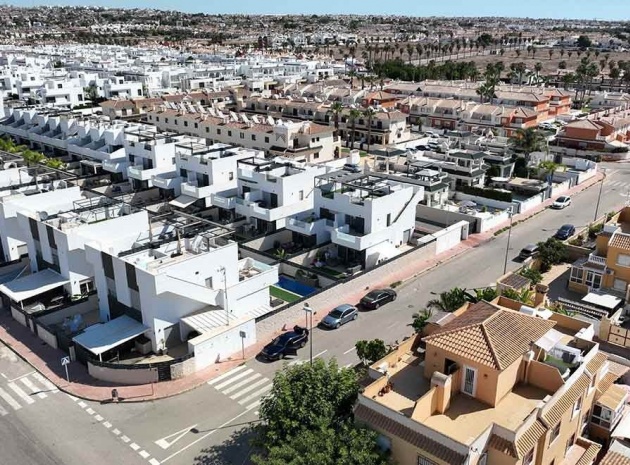 Resale - Townhouse - Ciudad Quesada - Lo Marabu