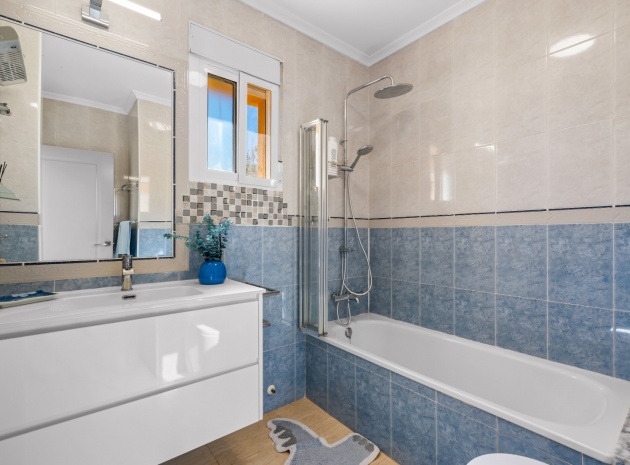 Wederverkoop - Villa - Guardamar del Segura - El Raso