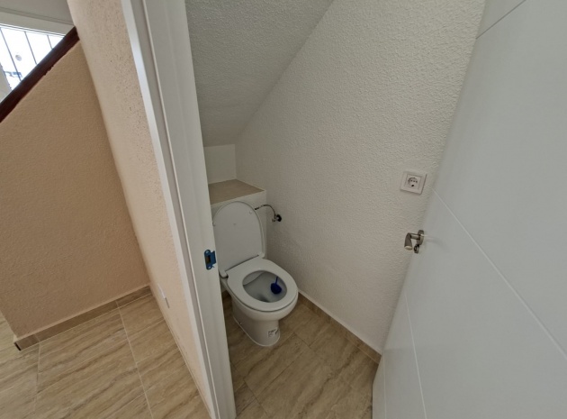 Återförsäljning - Radhus - La Marina