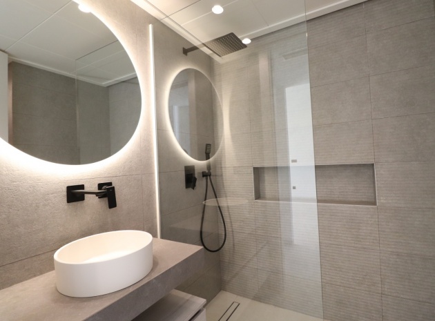 Resale - Apartment - Guardamar del Segura - El Raso