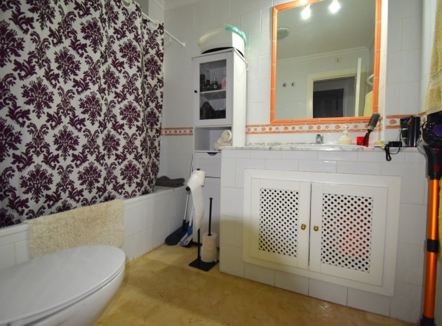 Resale - Apartment - Villamartin