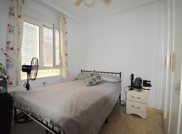 Resale - Apartment - Villamartin