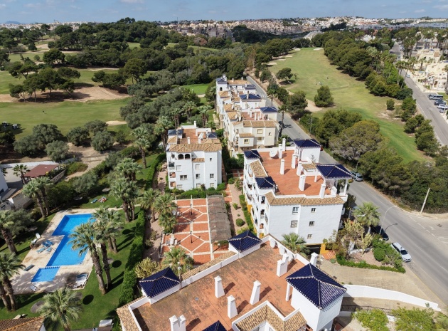 Resale - Apartment - Villamartin