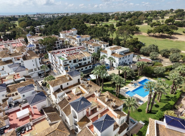 Resale - Apartment - Villamartin