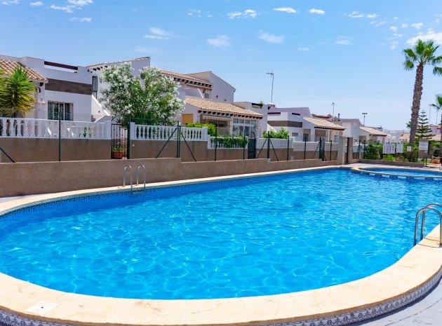 Återförsäljning - Villa - Punta Prima - La Cinuelica