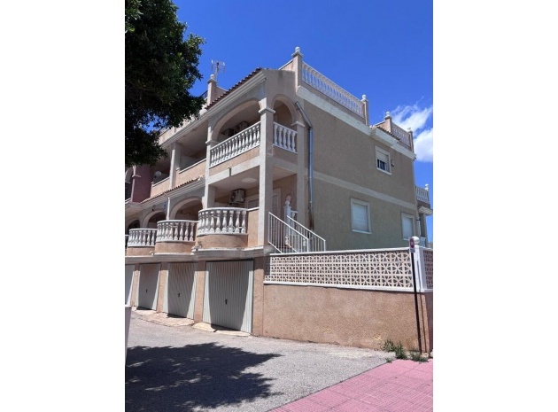Resale - Townhouse - Villamartin - costa dorada