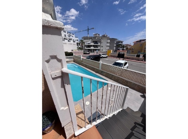 Resale - Townhouse - Villamartin - costa dorada