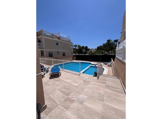 Resale - Townhouse - Villamartin - costa dorada