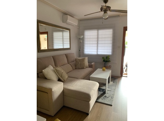 Resale - Townhouse - Villamartin - st james hill