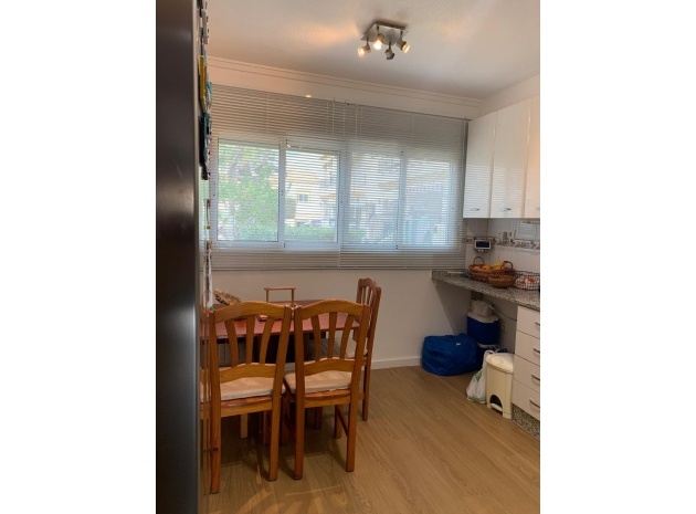 Resale - Townhouse - Villamartin - st james hill