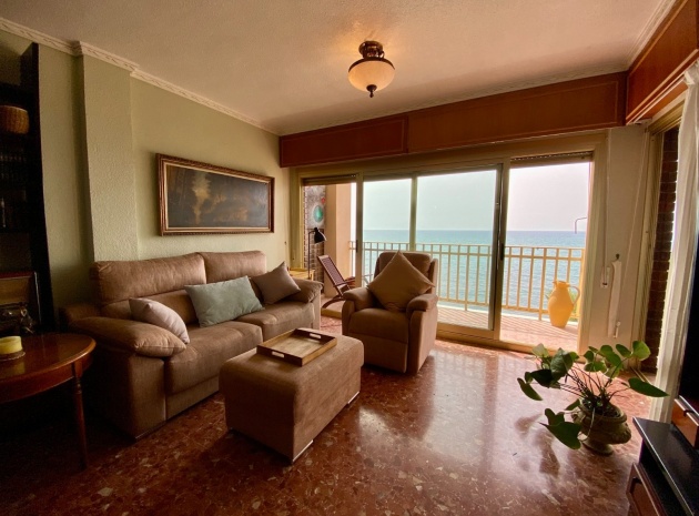 Wiederverkauf - Wohnung - Torrevieja - 1st line to the sea
