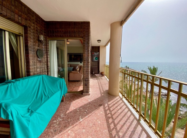 Wiederverkauf - Wohnung - Torrevieja - 1st line to the sea