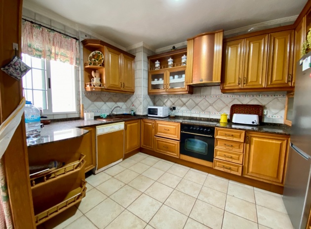 Wiederverkauf - Wohnung - Torrevieja - 1st line to the sea