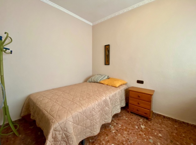 Wiederverkauf - Wohnung - Torrevieja - 1st line to the sea
