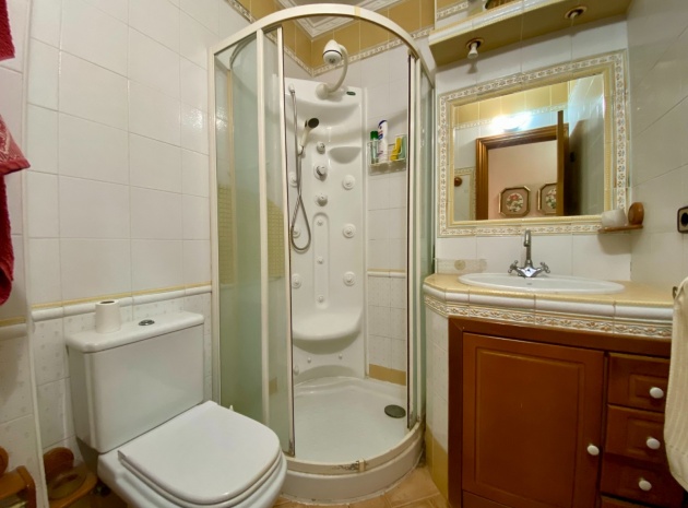Wiederverkauf - Wohnung - Torrevieja - 1st line to the sea