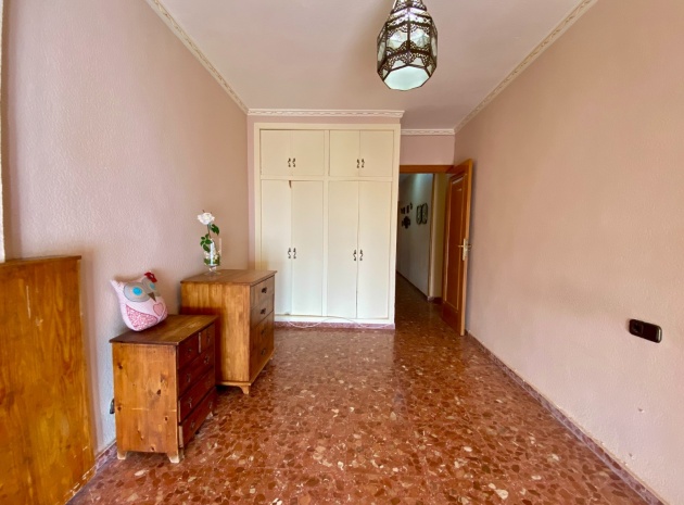 Wiederverkauf - Wohnung - Torrevieja - 1st line to the sea