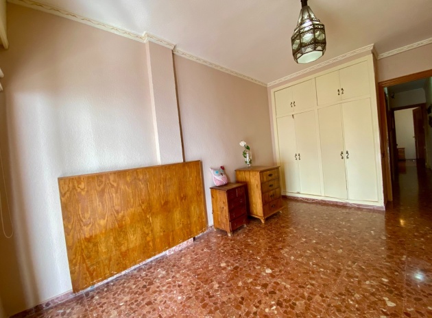 Wiederverkauf - Wohnung - Torrevieja - 1st line to the sea
