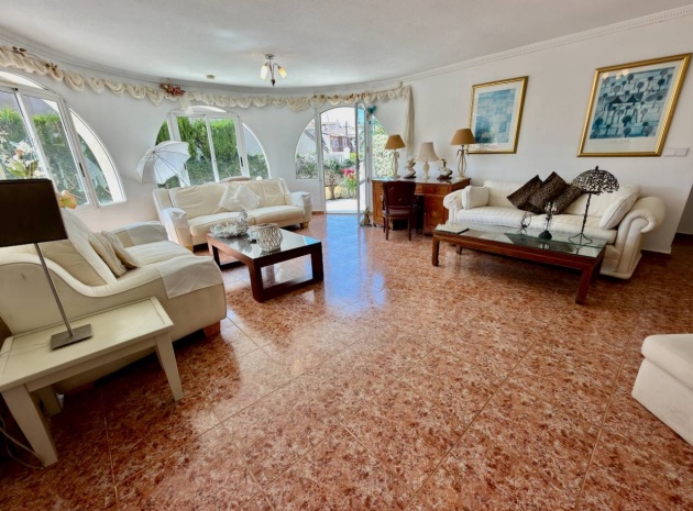 Återförsäljning - Villa - Ciudad Quesada