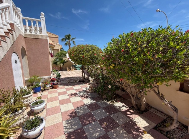 Återförsäljning - Villa - Ciudad Quesada
