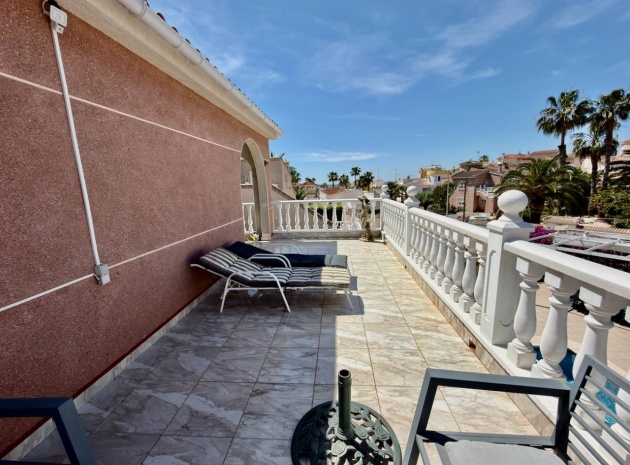 Återförsäljning - Villa - Ciudad Quesada