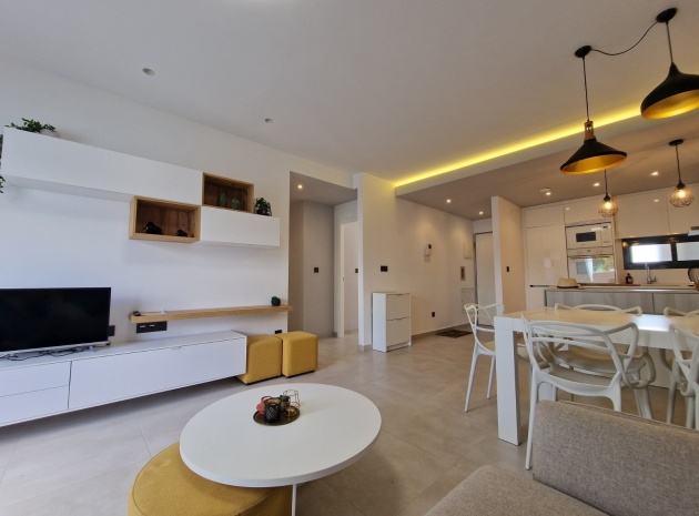 Resale - Apartment - Guardamar del Segura - El Raso