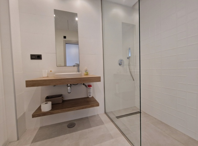 Resale - Apartment - Guardamar del Segura - El Raso