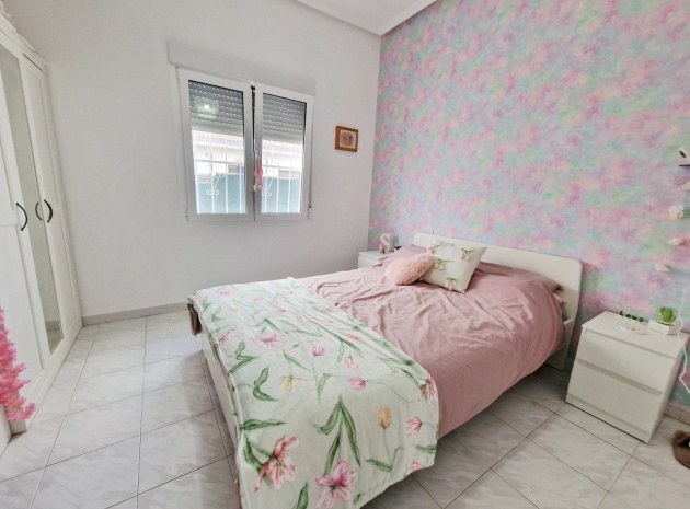 Resale - Villa - Ciudad Quesada - Pueblo Bravo
