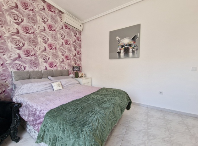Resale - Villa - Ciudad Quesada - Pueblo Bravo