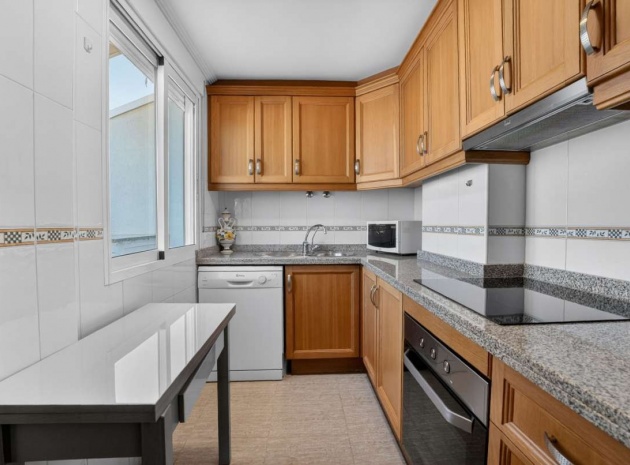 Revente - Appartement - Torrevieja - Torrevieja Centro