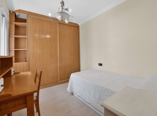 Revente - Appartement - Torrevieja - Torrevieja Centro