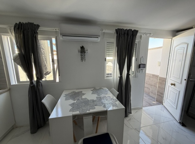 Revente - Maison de ville - Torrevieja - Torrevieja Centro