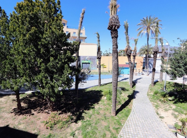 Återförsäljning - Lägenhet - Los Alcazares - Los Alcazares Centro