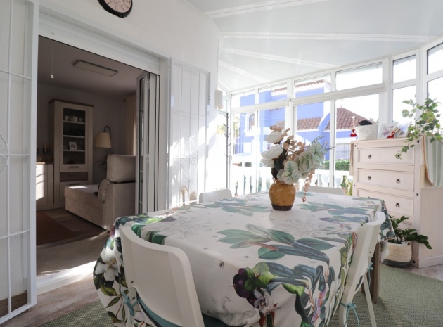 Resale - Villa - Orihuela - Villamartin