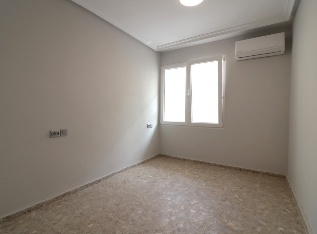 Revente - Appartement - Torrevieja - Torrevieja Centro