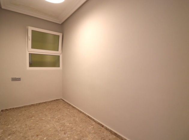 Revente - Appartement - Torrevieja - Torrevieja Centro