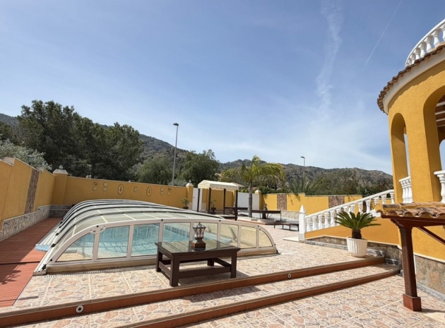 Återförsäljning - Villa - Orihuela - Orihuela Centro