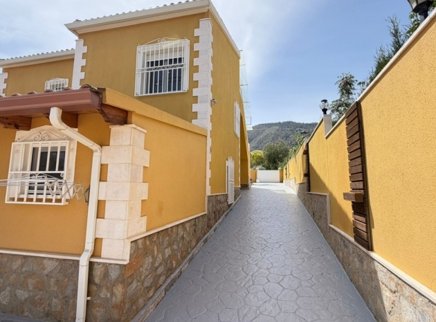 Återförsäljning - Villa - Orihuela - Orihuela Centro