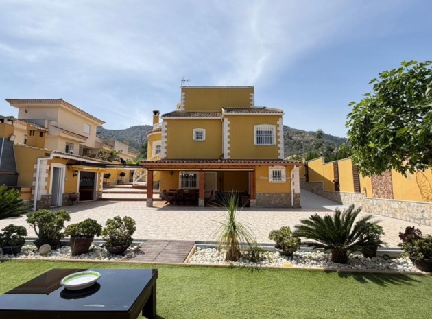Återförsäljning - Villa - Orihuela - Orihuela Centro