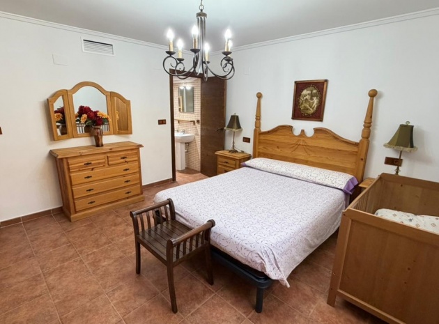 Återförsäljning - Villa - Orihuela - Orihuela Centro