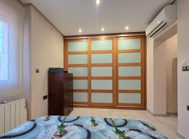 Återförsäljning - Villa - Orihuela - Campoamor