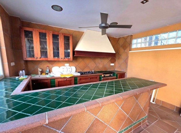 Återförsäljning - Villa - Orihuela - Campoamor