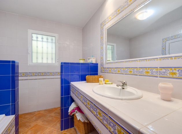 Resale - Townhouse - San Miguel de Salinas - San Miguel de Salinas Centro