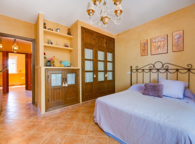 Resale - Townhouse - San Miguel de Salinas - San Miguel de Salinas Centro