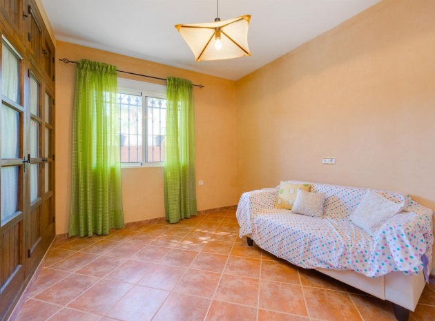 Resale - Townhouse - San Miguel de Salinas - San Miguel de Salinas Centro