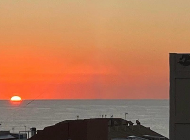 Återförsäljning - Lägenhet - Torrevieja - La Mata