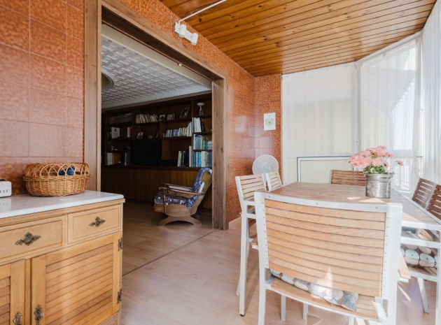 Resale - Apartment - Torrevieja - Torrevieja Centro