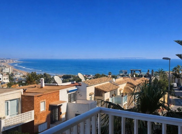 Återförsäljning - Lägenhet - Torrevieja - La Mata