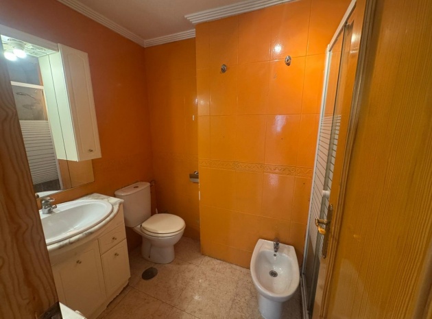 Återförsäljning - Lägenhet - Torrevieja - La Mata