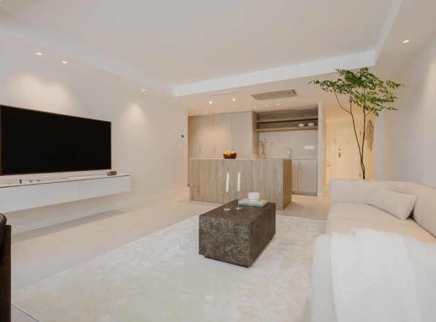 Resale - Apartment - Torrevieja - Torrevieja Centro